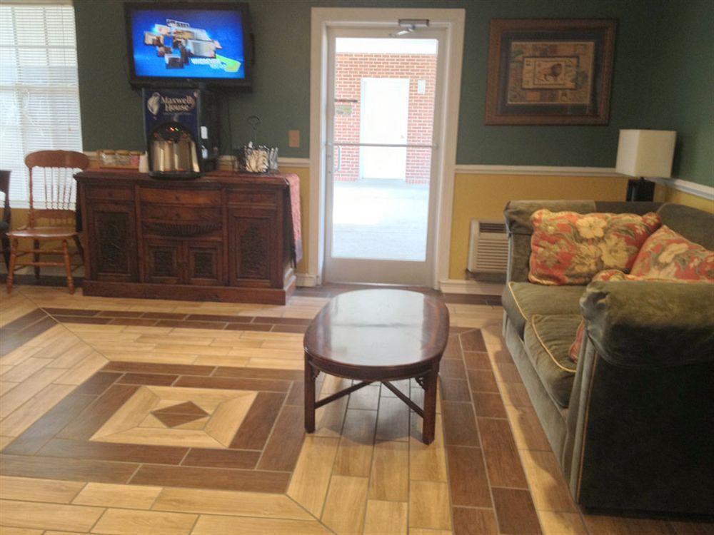 Winton Inn & Suites Barnwell Экстерьер фото