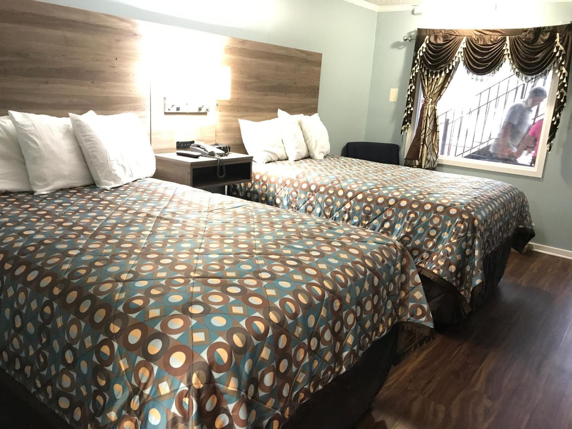 Winton Inn & Suites Barnwell Экстерьер фото