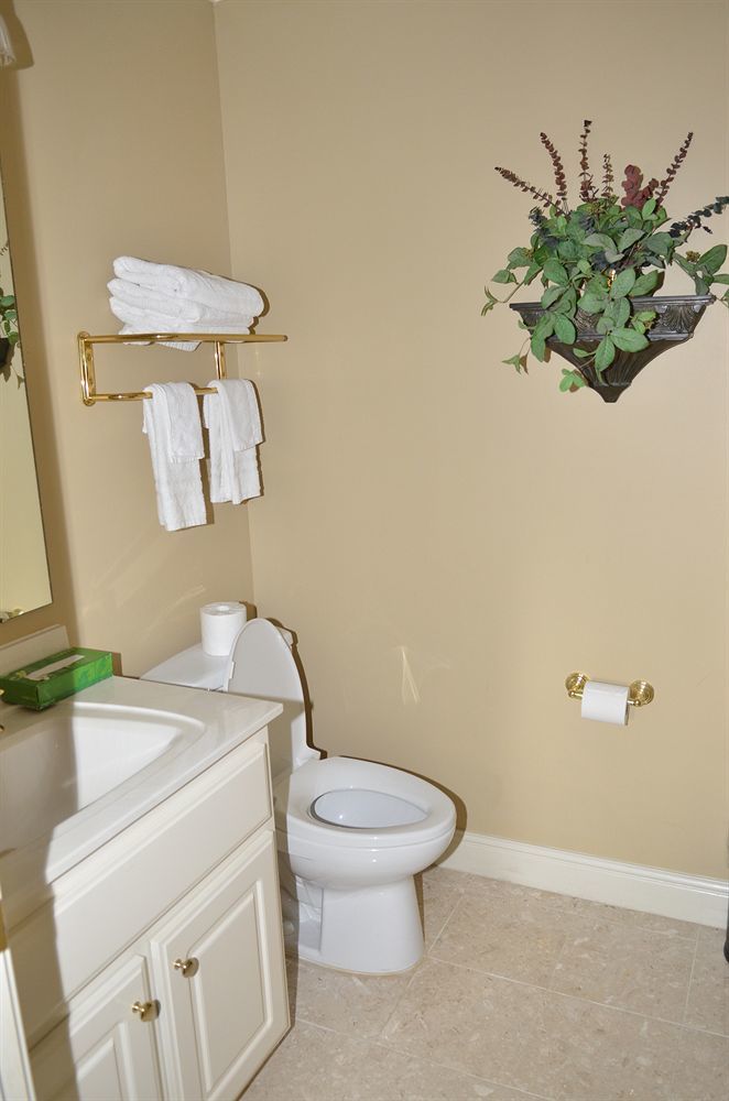 Winton Inn & Suites Barnwell Экстерьер фото