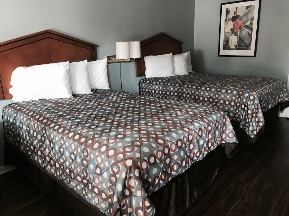 Winton Inn & Suites Barnwell Экстерьер фото