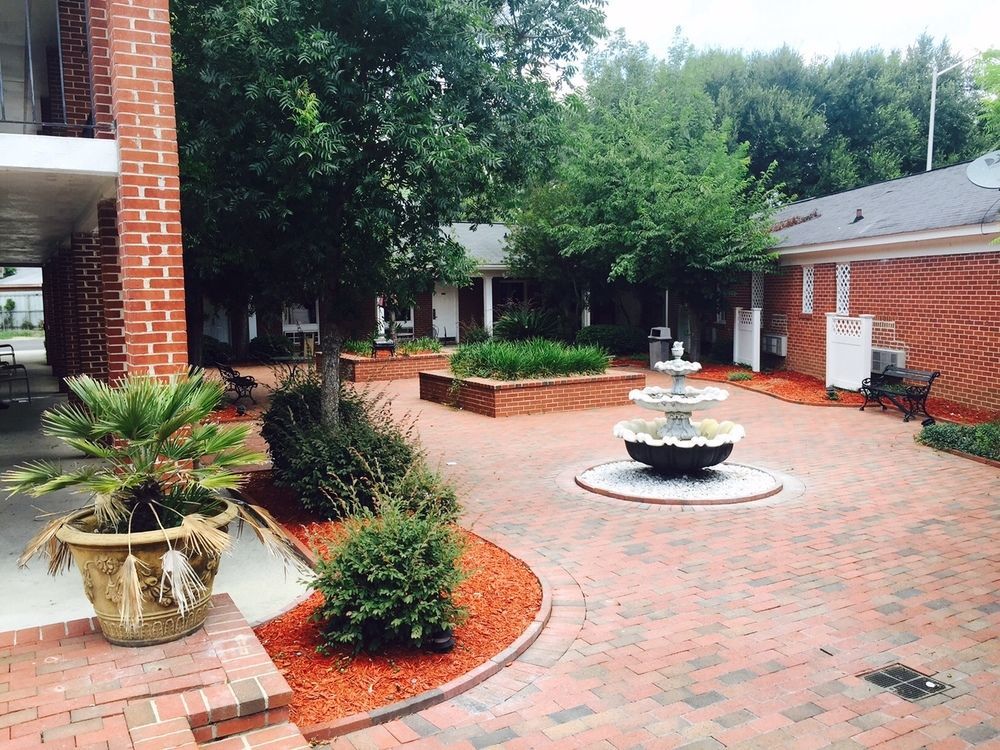 Winton Inn & Suites Barnwell Экстерьер фото