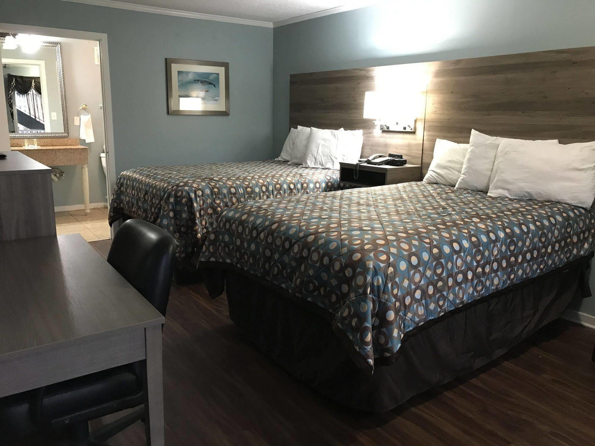 Winton Inn & Suites Barnwell Экстерьер фото